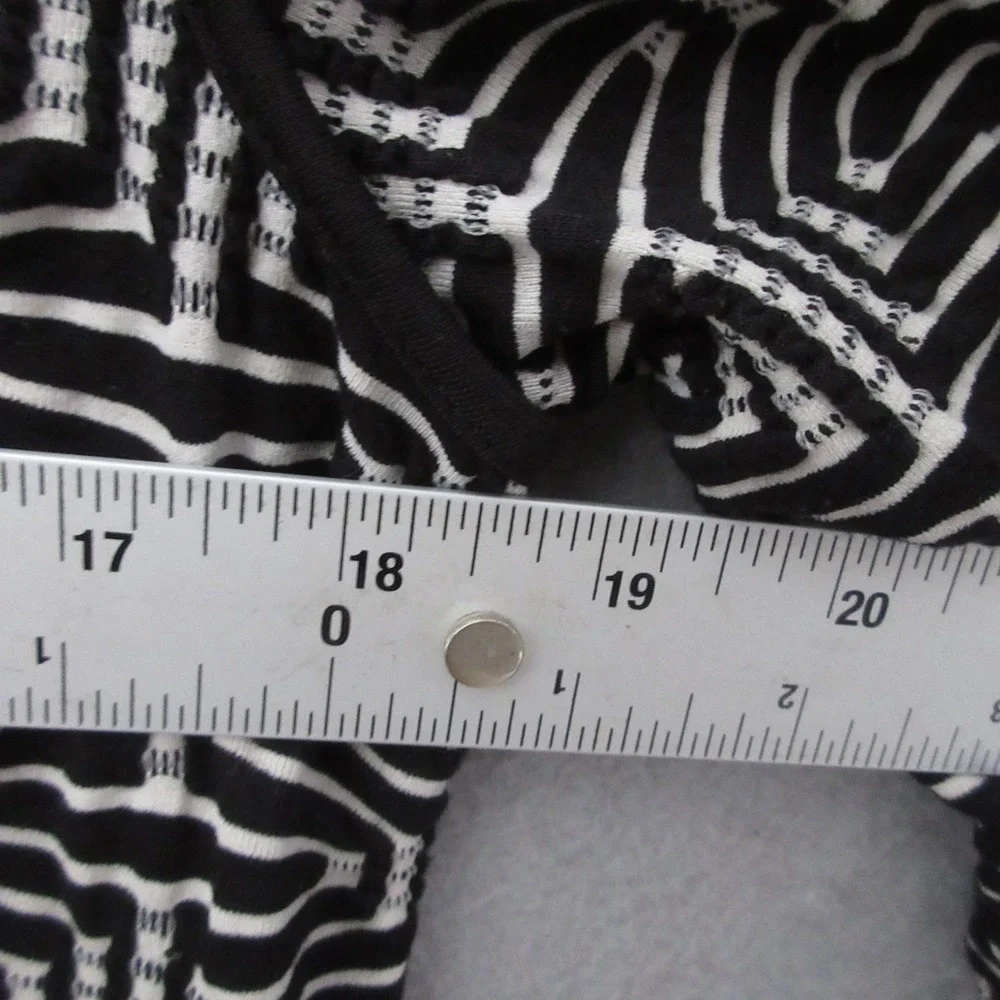 Ali Miles Top Tunic Medium Black White Geometric‎ Artsy Asymmetrical Lagenlook